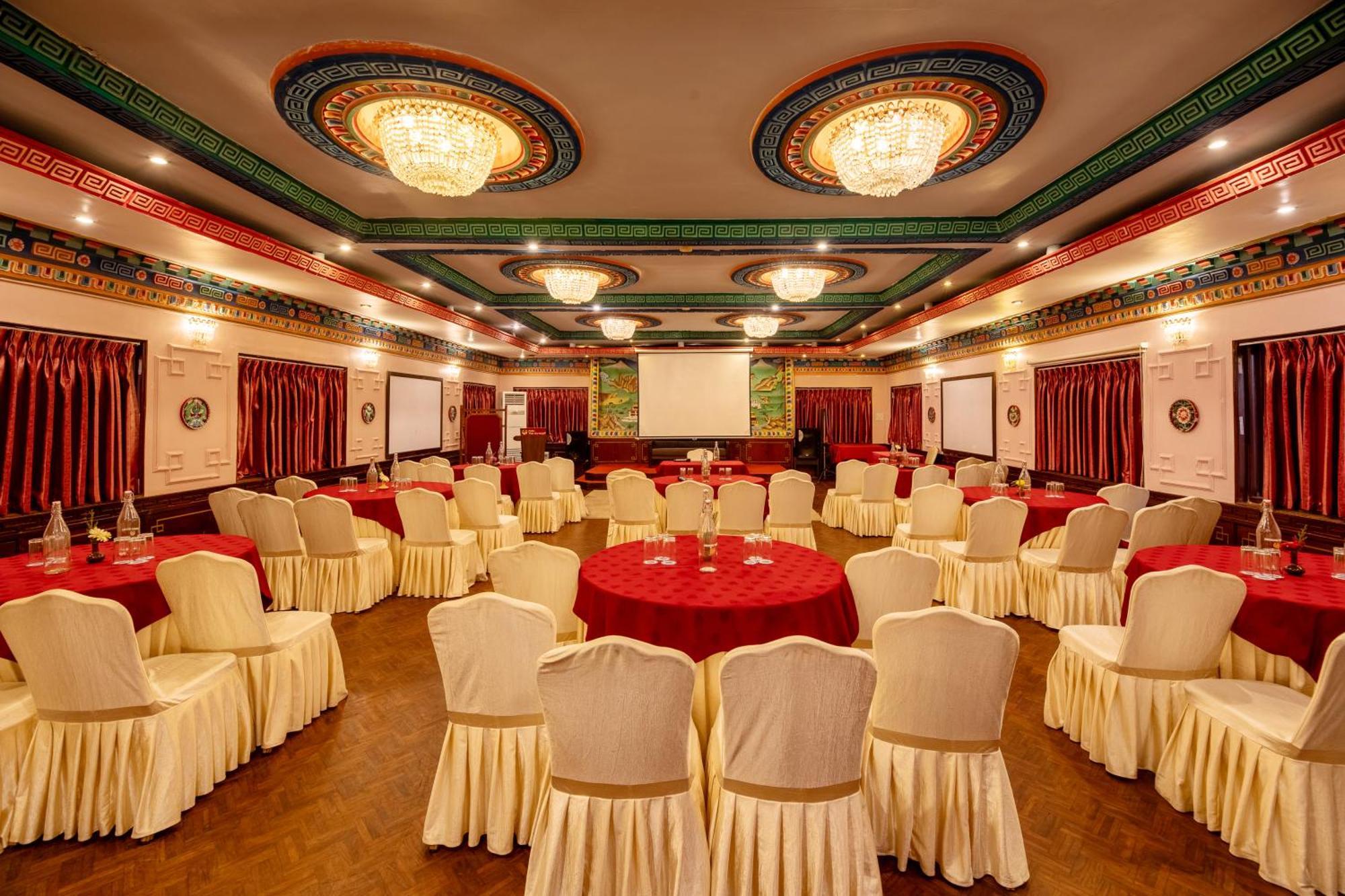 Hotel Marshyangdi Kathmandu Exterior foto