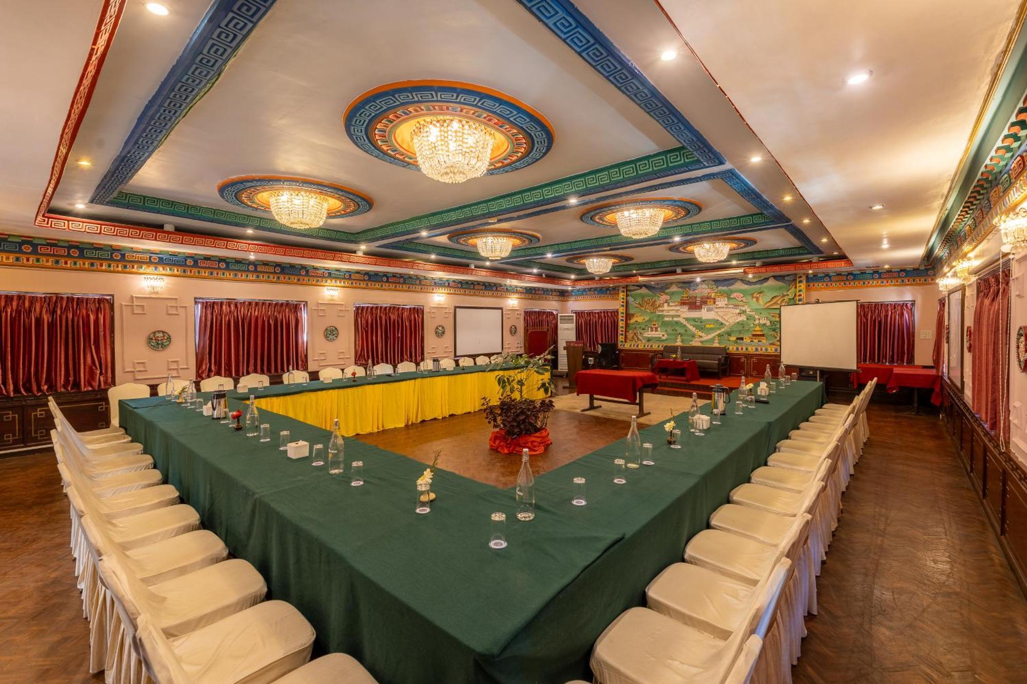 Hotel Marshyangdi Kathmandu Exterior foto